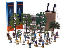 FIGURINES DIVERSES (47)