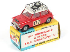 CORGI TOYS (GB) (1)