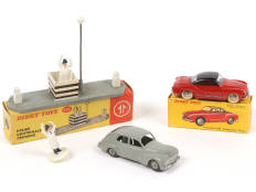 DINKY TOYS (4)