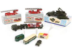 DINKY TOYS (FRANCE) (8)