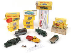 DINKY TOYS (19)