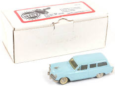 US. MODEL MINT (USA) (1)