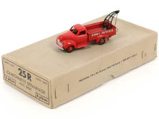 DINKY TOYS (FRANCE) (2)
