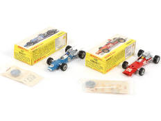 DINKY TOYS (FRANCE) (2)